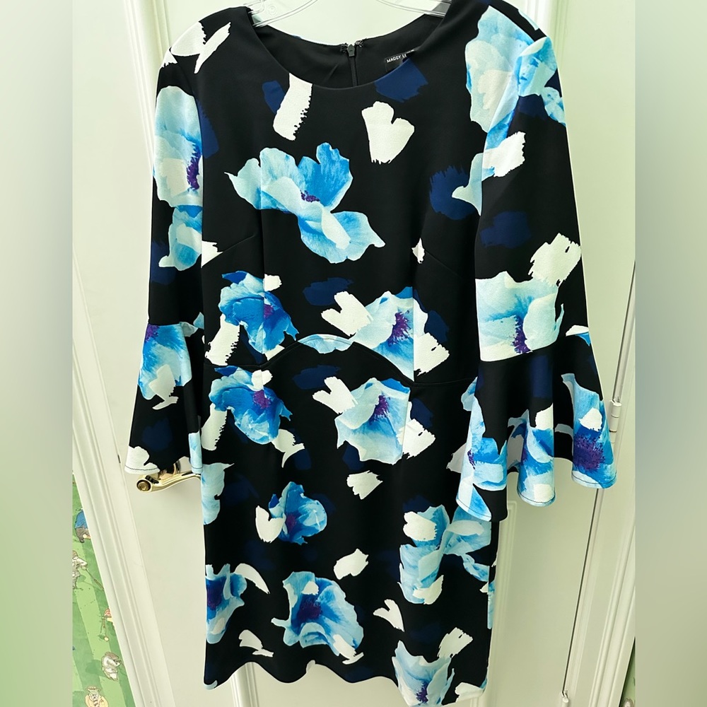 Women dress